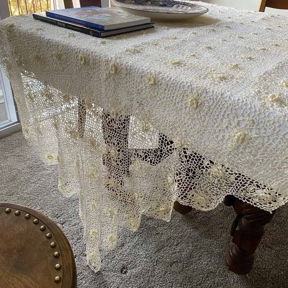 Vintage Crochet Tablecloth Triangular Cream Floral Victorian Shabby Chic